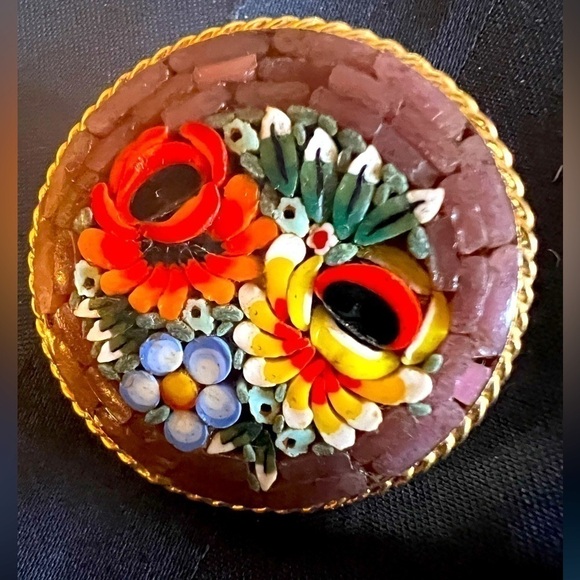 Vintage Italian mosaic pin, safety pin clasp - Picture 2 of 5